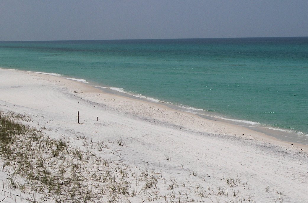 Grayton Beach Florida Emerald Coast white sand for 30A vacation outfits