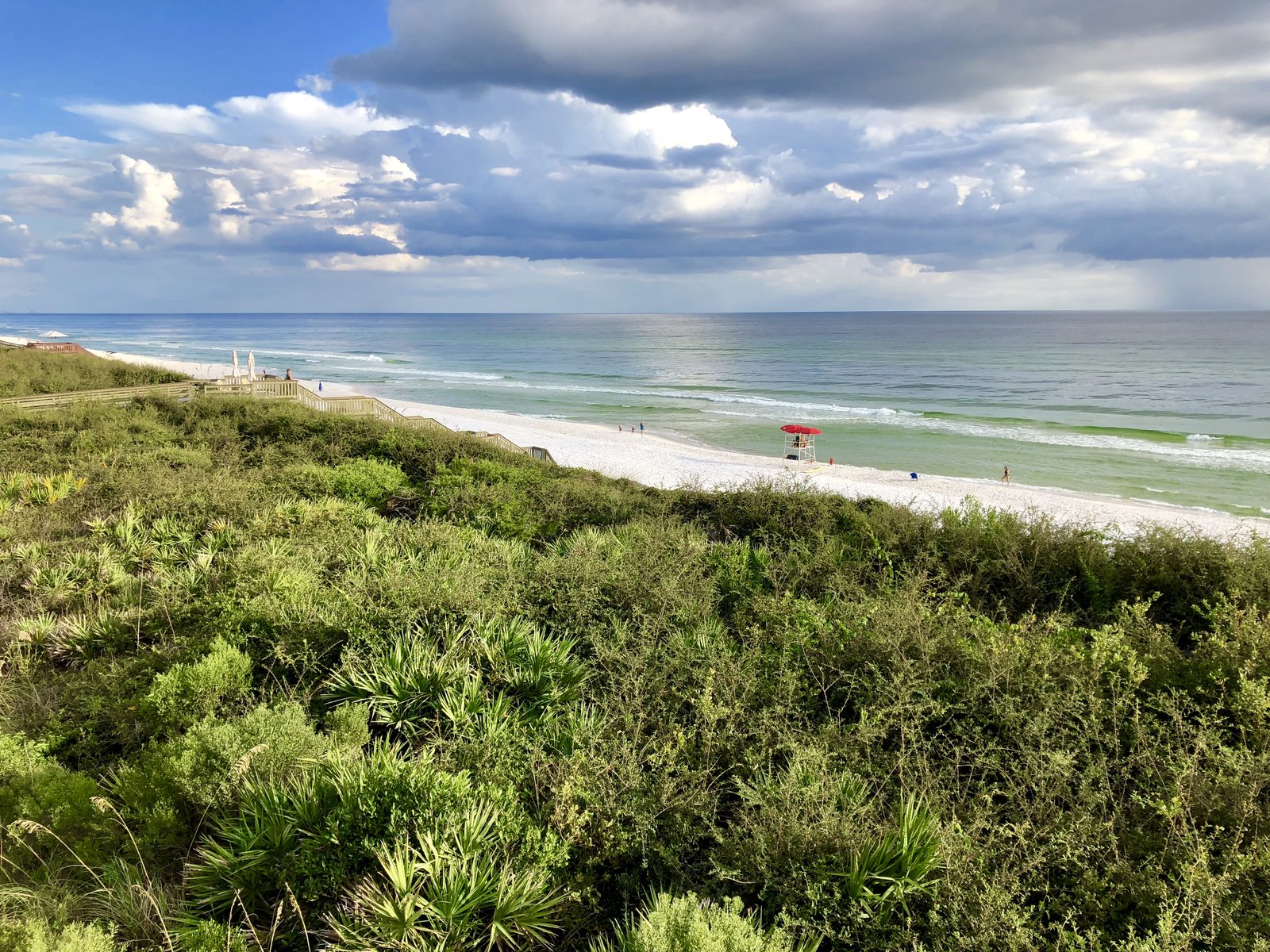 Rosemary Beach Florida Gulf shoreline for 30A vacation outfits